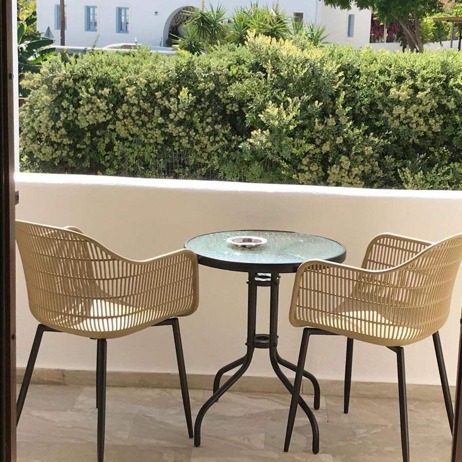 Vassiliki Rooms Páros Eksteriør bilde