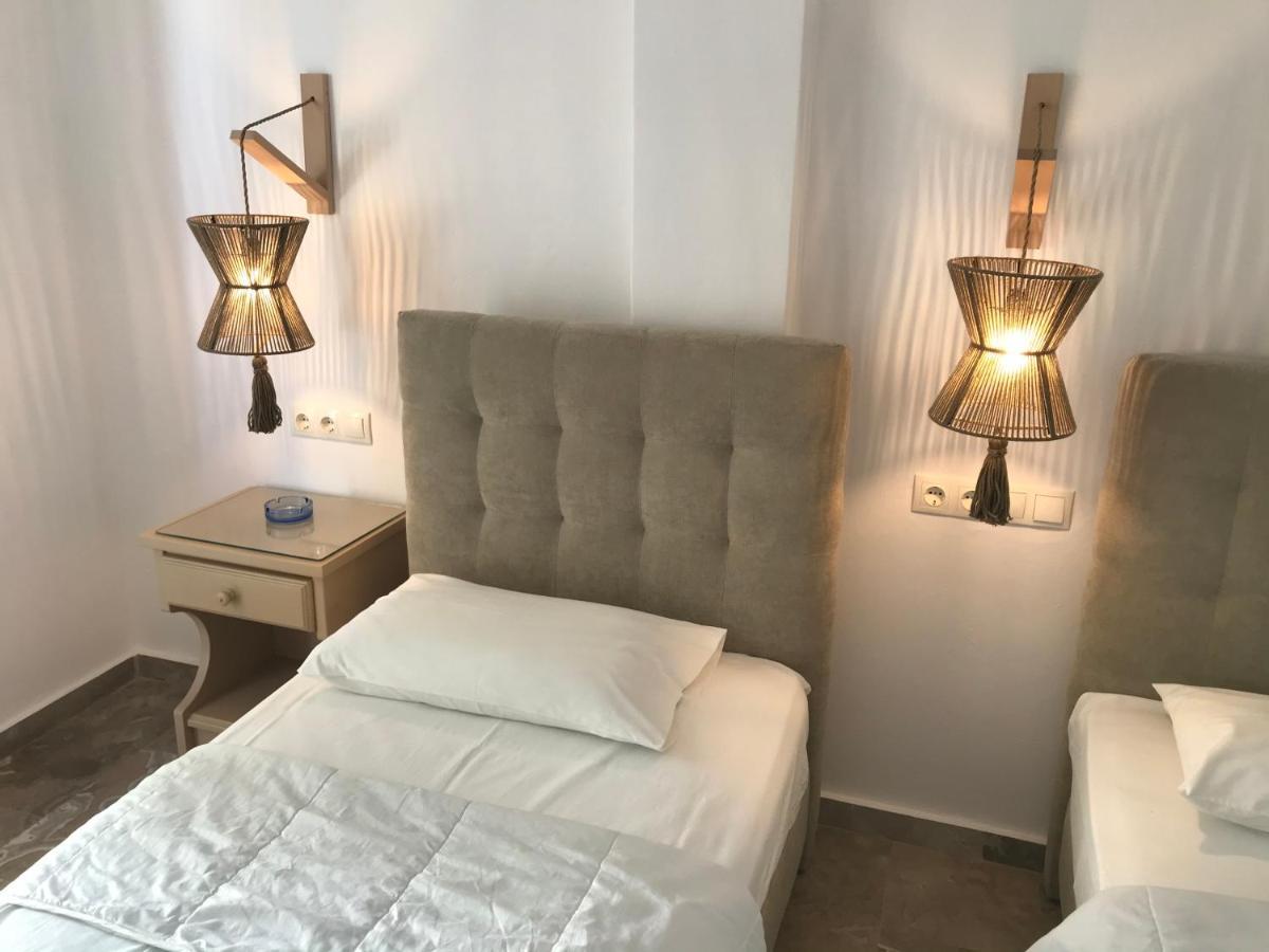 Vassiliki Rooms Páros Eksteriør bilde