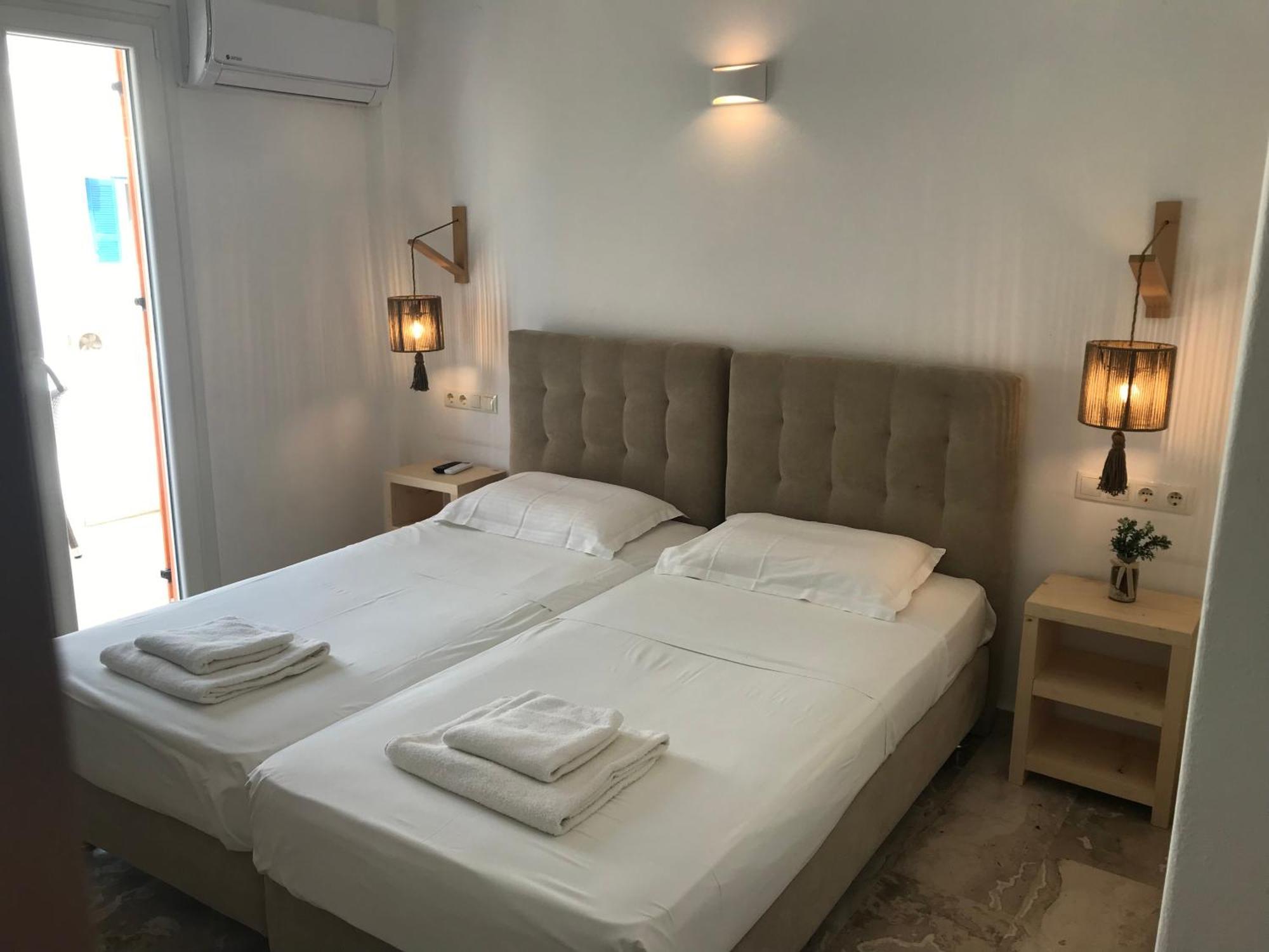 Vassiliki Rooms Páros Eksteriør bilde