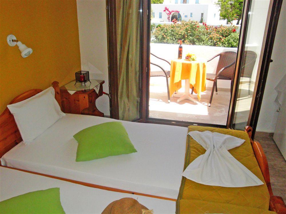 Vassiliki Rooms Páros Eksteriør bilde